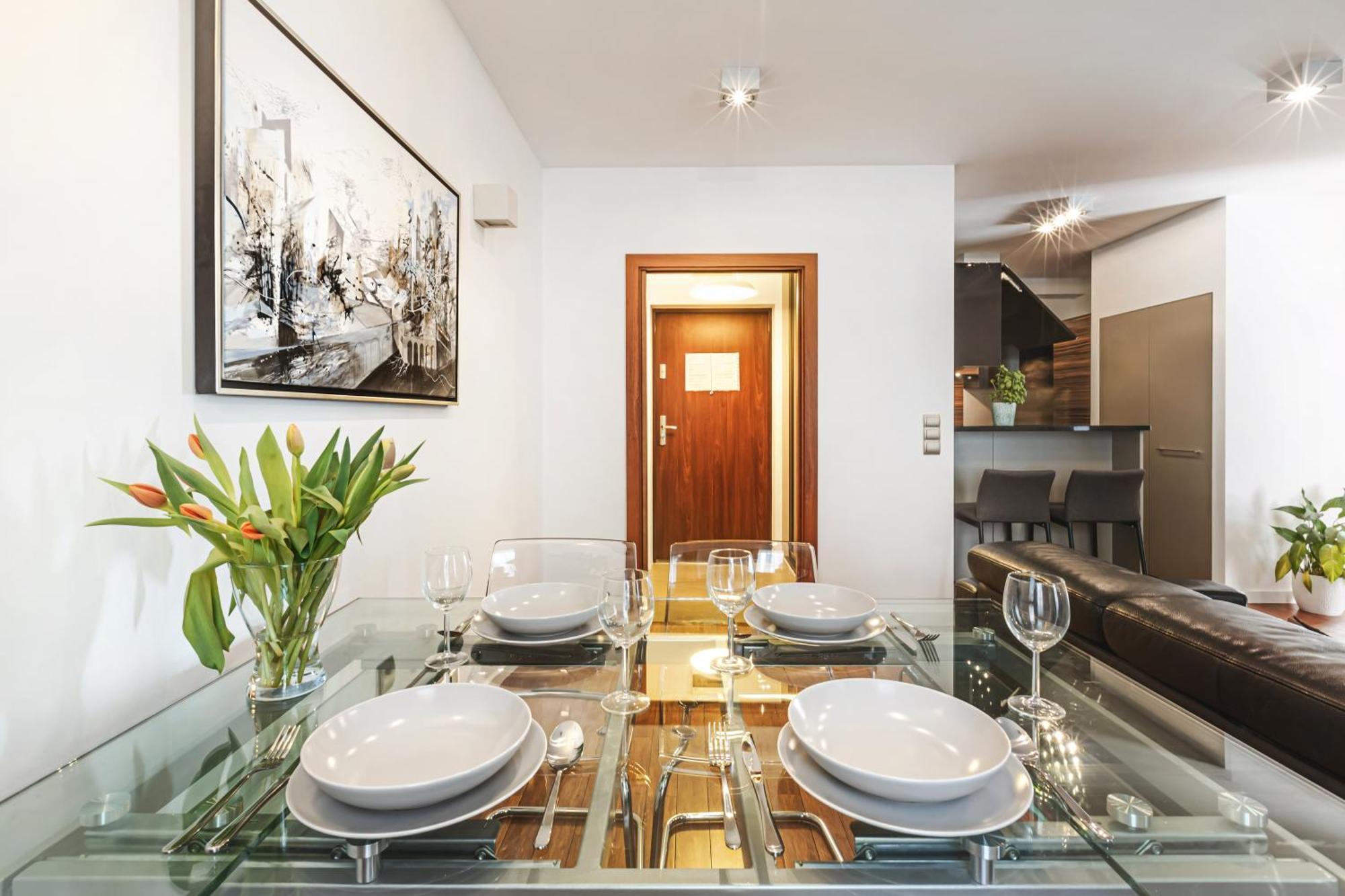 Apartament Z Jacuzzi Parking Balkon 2 Sypialnie วรอตซวาฟ ภายนอก รูปภาพ